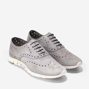 wingtip tennis shoes